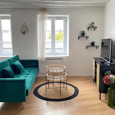 Charmant Studio A Etampes Apartment Luaran gambar