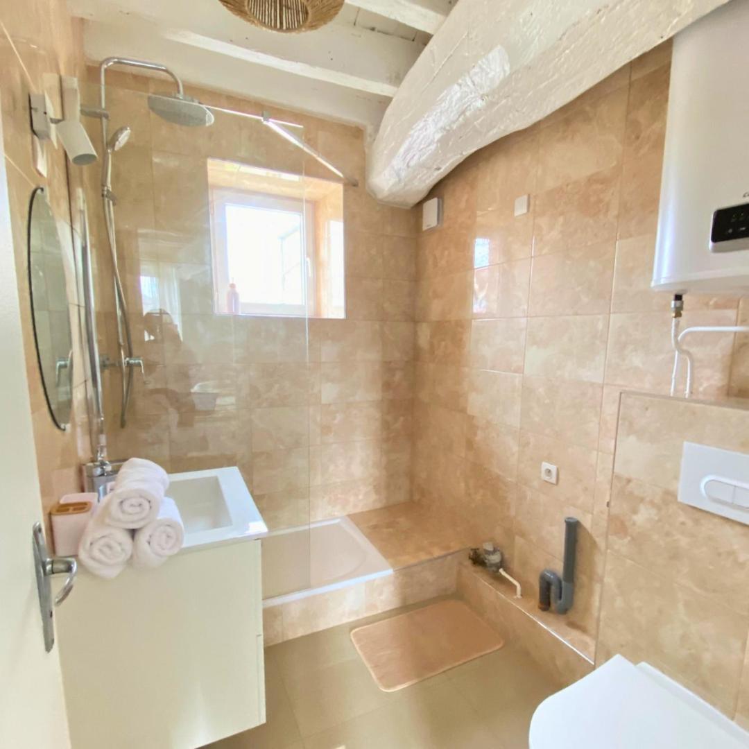 Charmant Studio A Etampes Apartment Luaran gambar