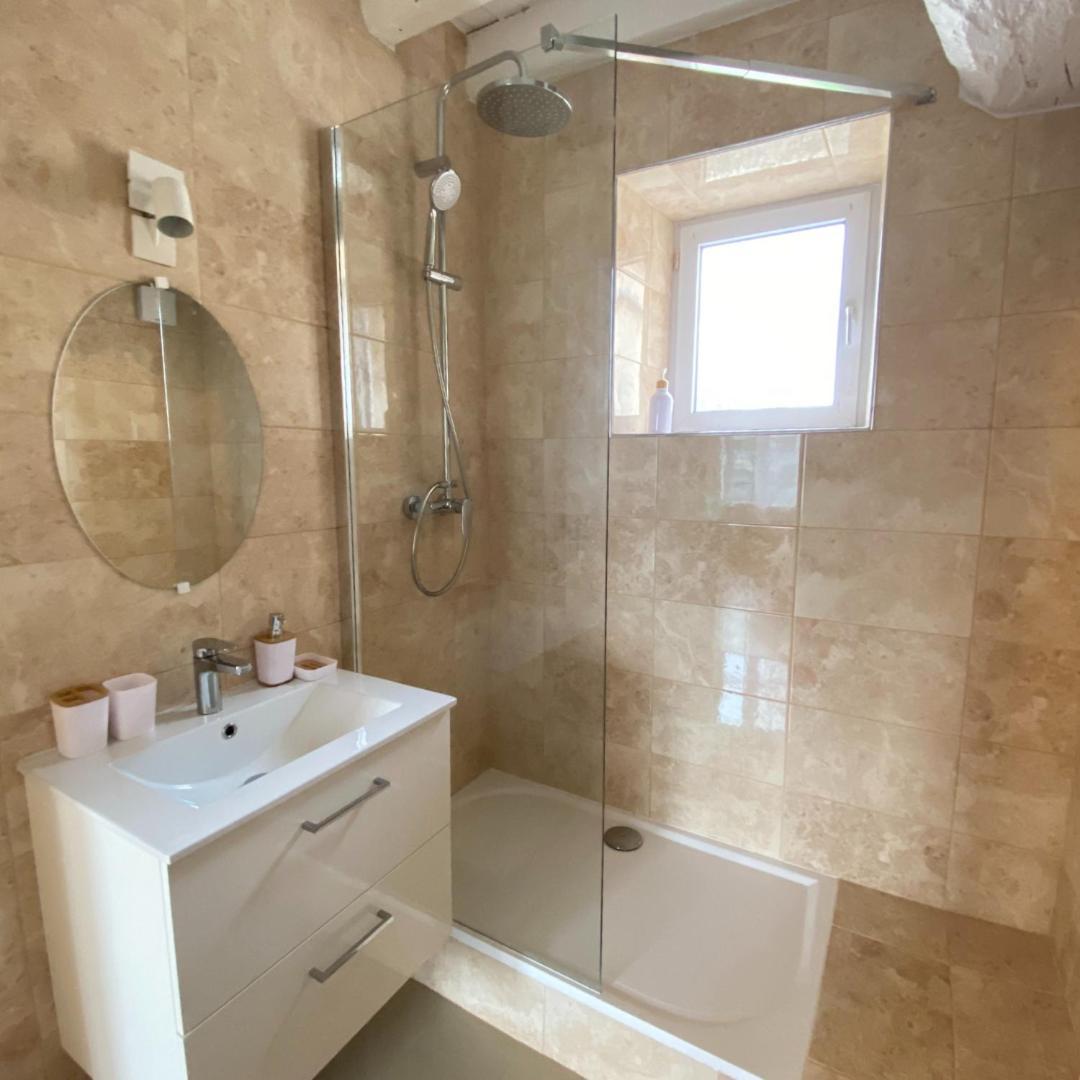 Charmant Studio A Etampes Apartment Luaran gambar