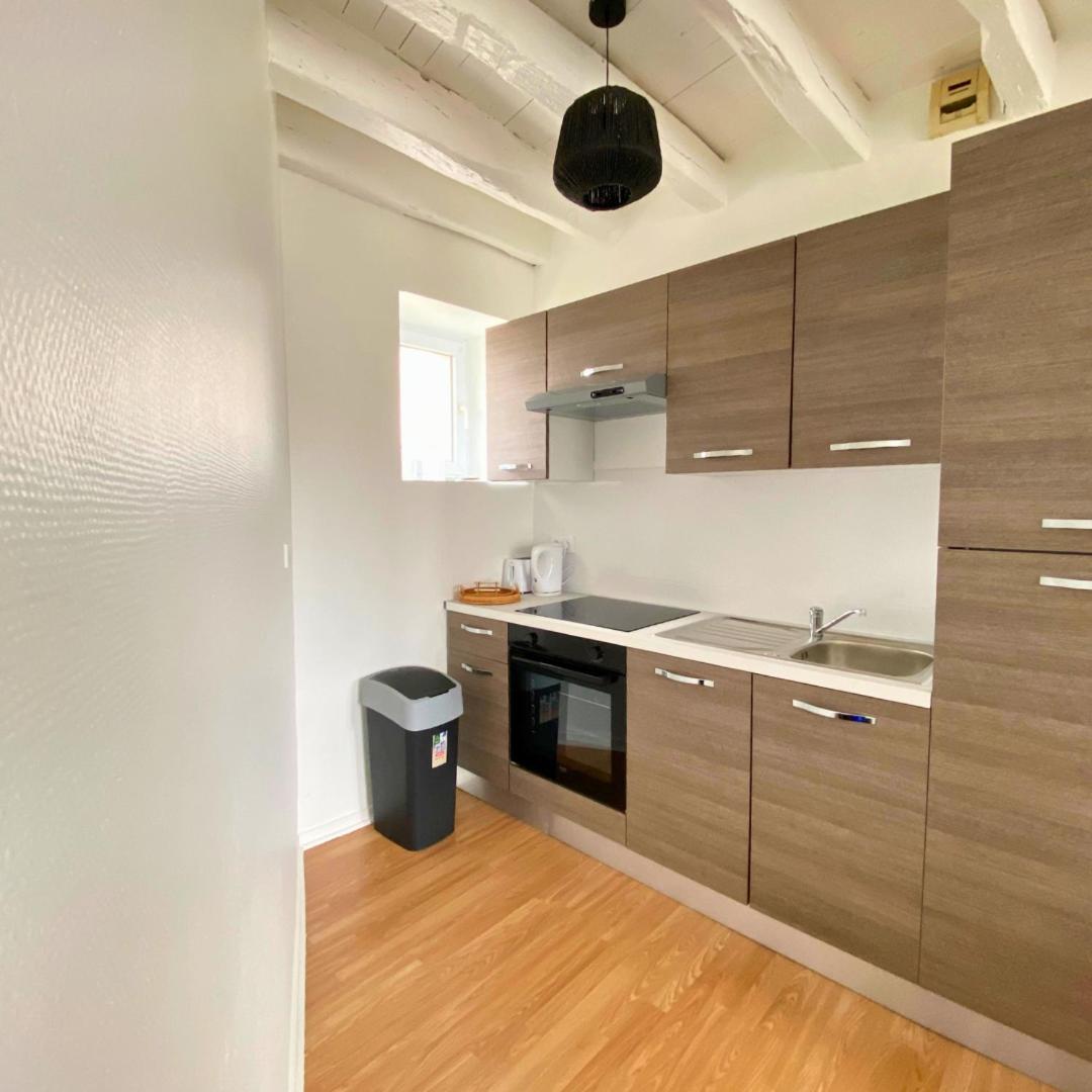 Charmant Studio A Etampes Apartment Luaran gambar